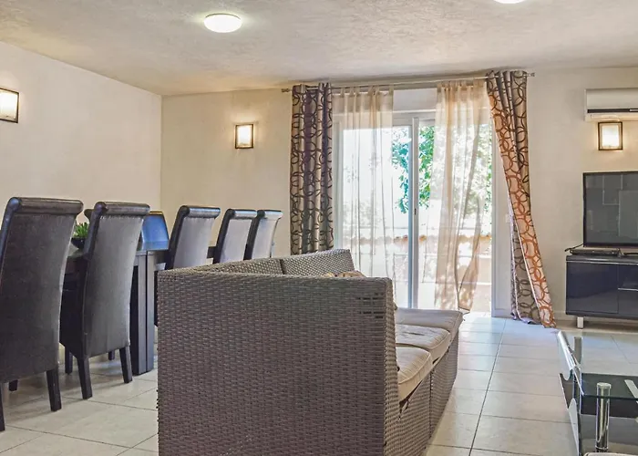 Cozy Home In Moriani Plage With Wifi * مورياني بلاج
